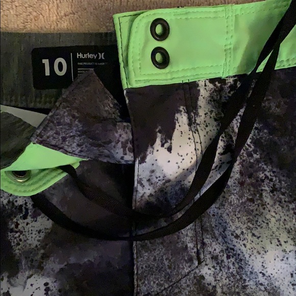 Boys Hurley Swim trunks - Picture 2 of 3